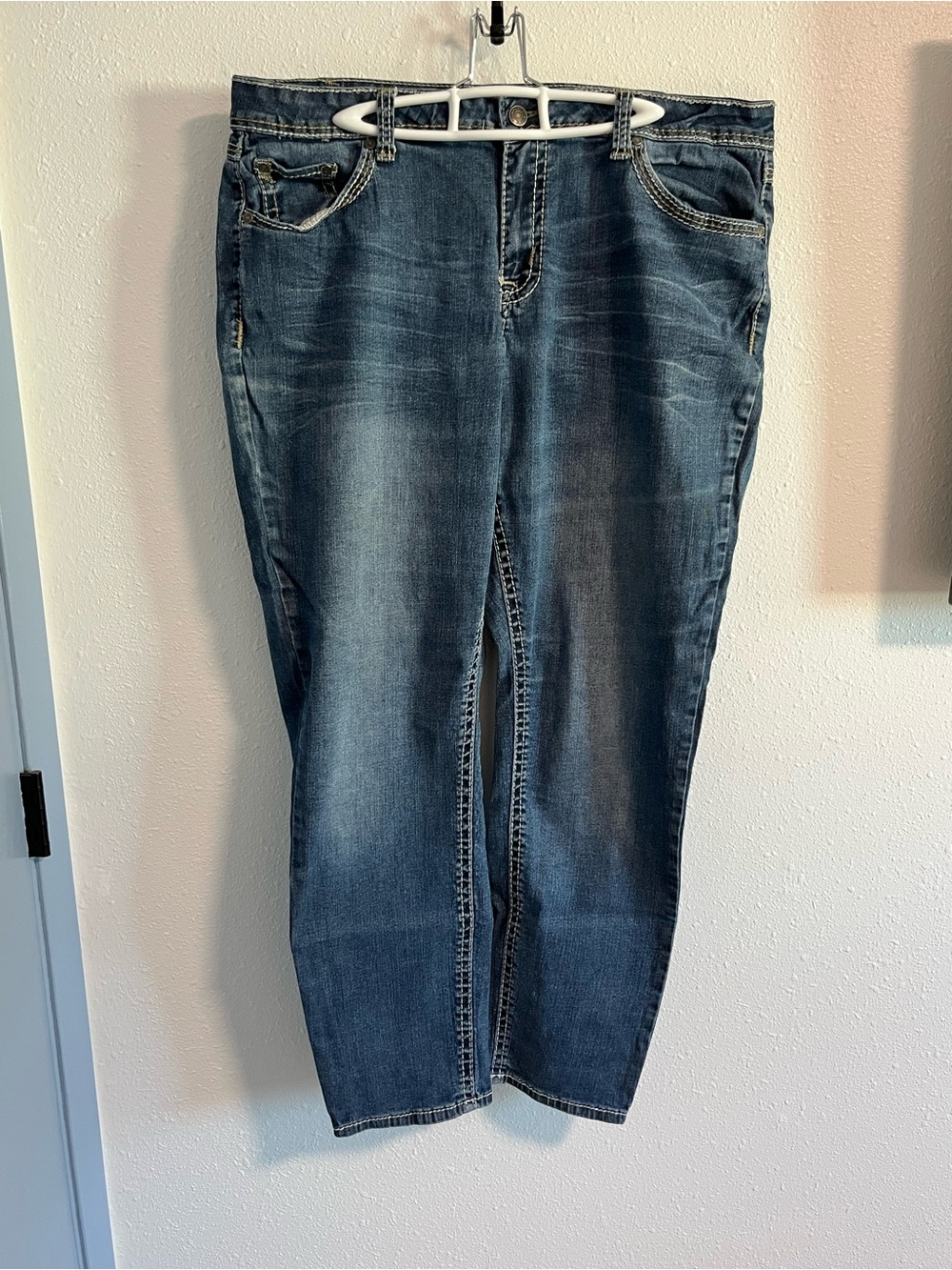 Cato Women's Medium-Dark Blue Straight Leg Jeans Size 20W